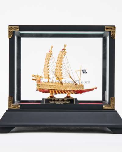 Geobukseon 24K Gold Plated (Small 13G)