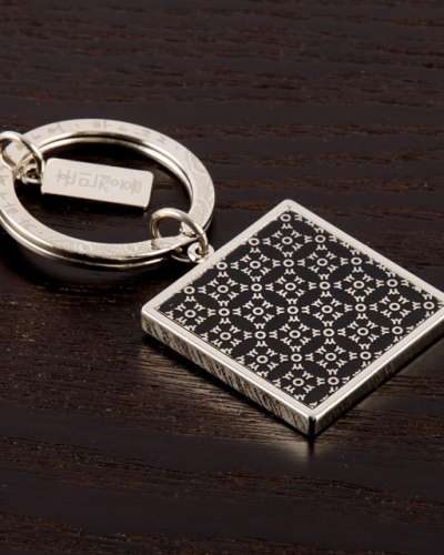 Hangul Consonant ㅇ Keyring (Silver-Black)