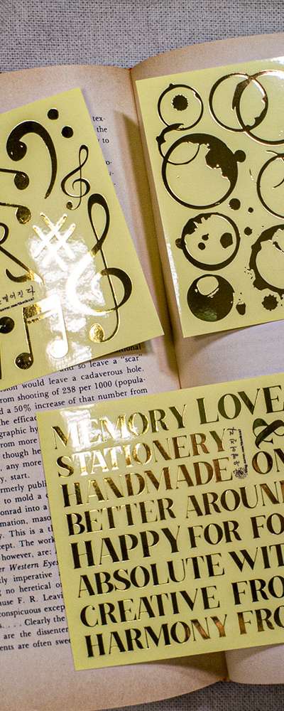 [2] Goldstein, Melody, Flower Words Gold Foil Sticker
