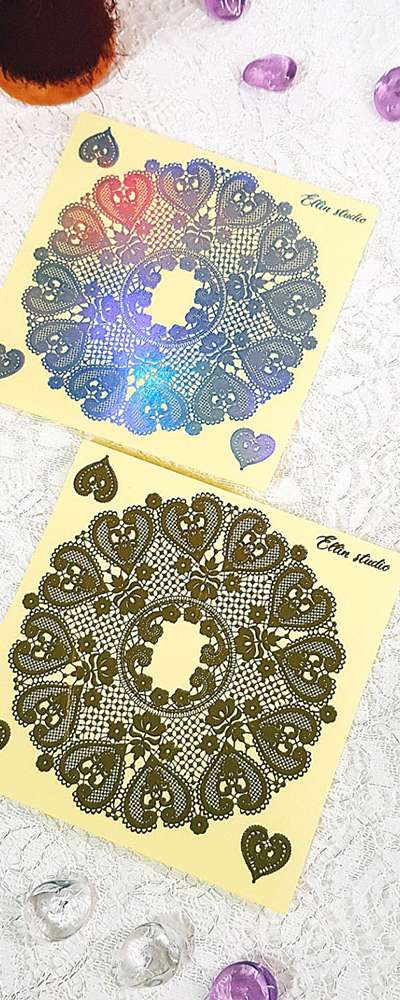 [17] Gold Foil & Hologram Foil Doilies