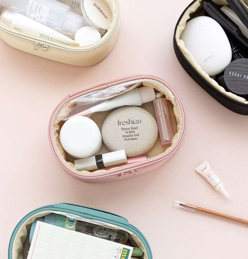 Momocci Window Makeup Pouch