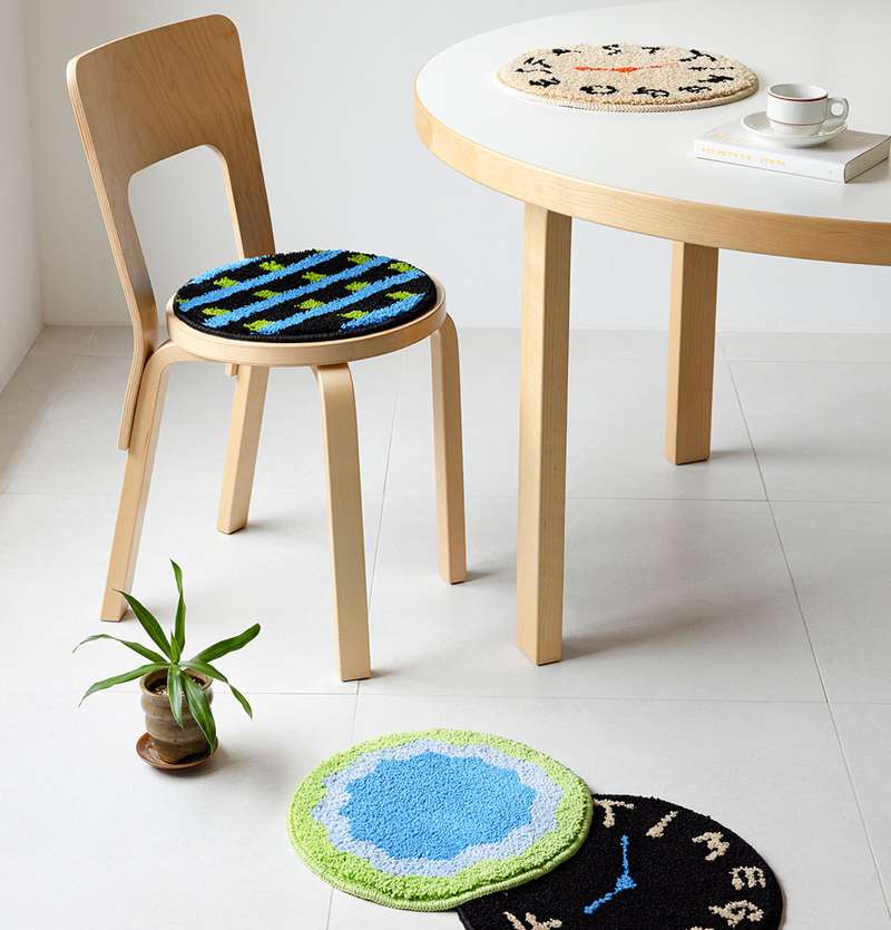 Little Things Round Rug v.3