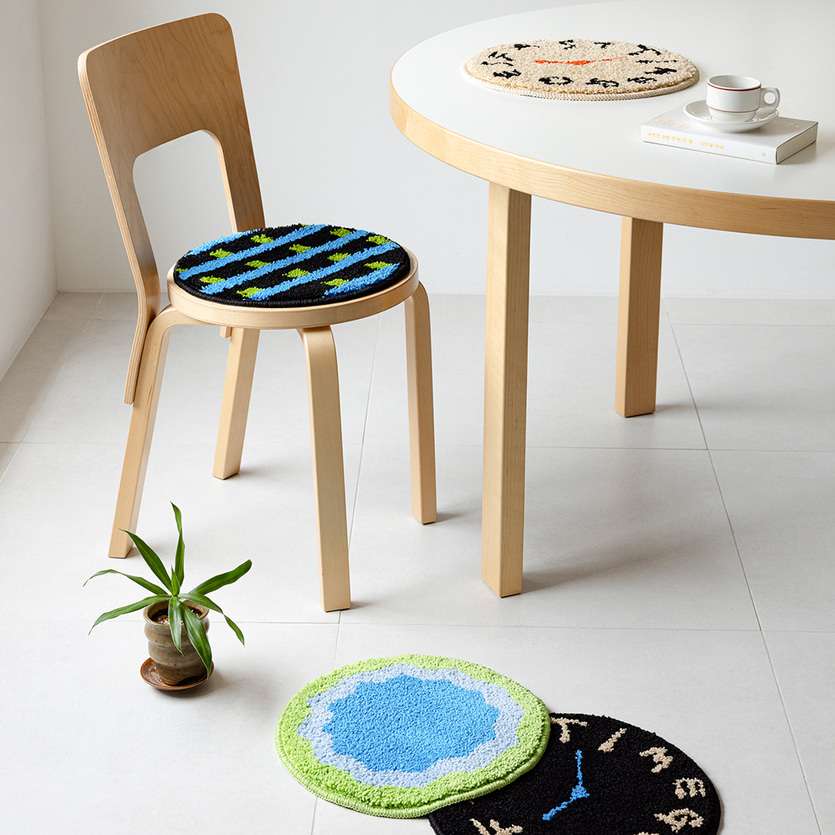 Little Things Round Rug v.3