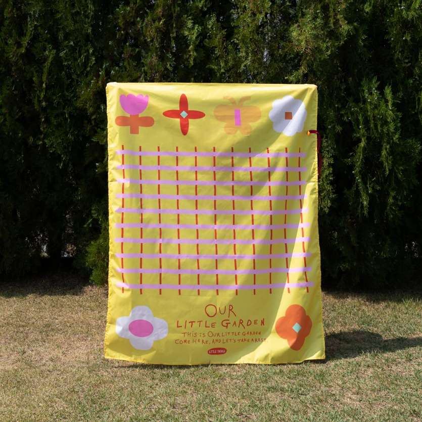 Little Things Picnic Mat (Yellow Garden)