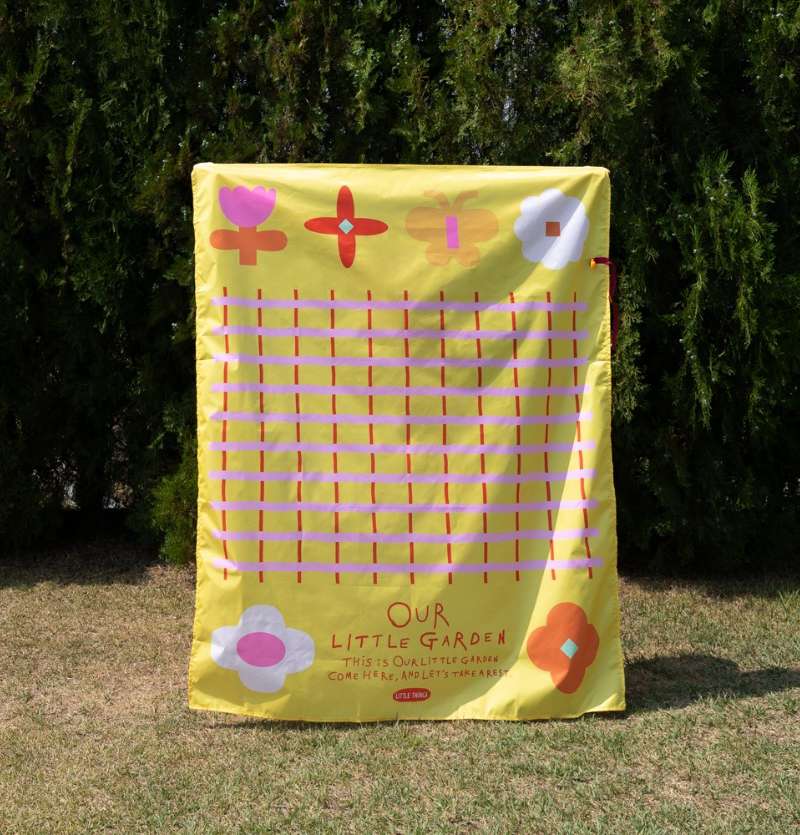 Little Things Picnic Mat (Yellow Garden)
