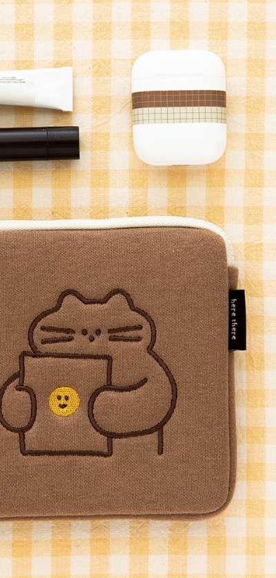 Here There Square Pouch 4color