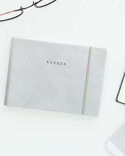 Agenda Weekly Diary (54 Weeks)
