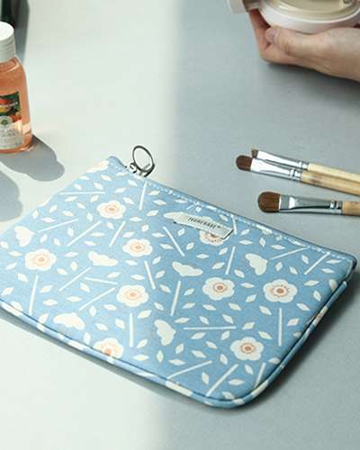 Promenade Cotton Daily Pouch