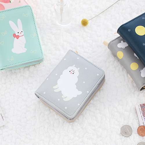 Pyo Half Wallet