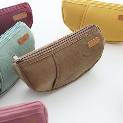 Winter Pocket Semicircle Pouch