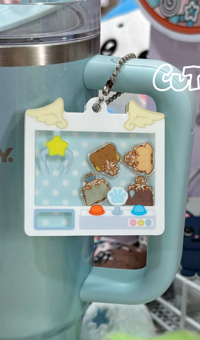 Beasts Shop Shaka Shaka Claw Machine Acrylic Keyring