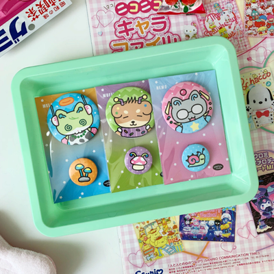 HiHi Club Alien Pin Button Set 3 Types