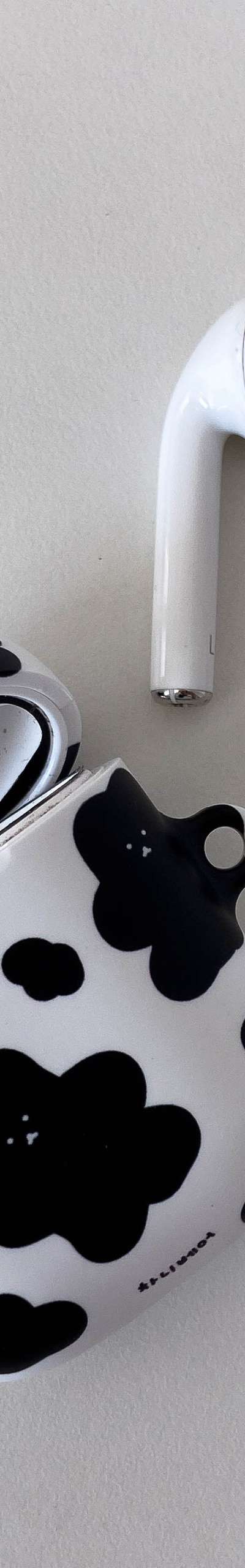[チャニベア]cow cow AirPods ケース