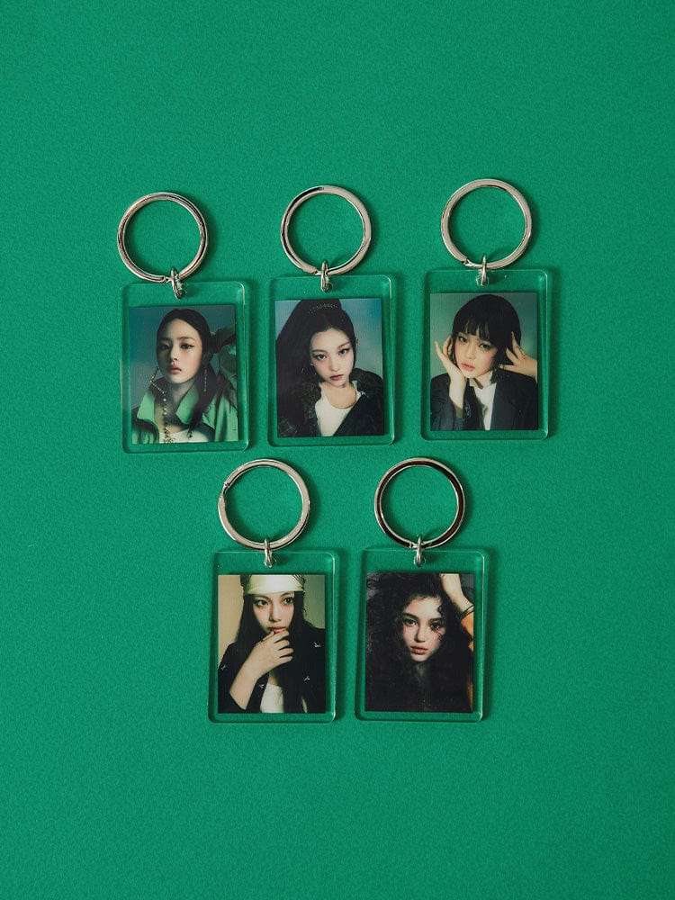 NewJeans How Sweet Acrylic Photo Keyring