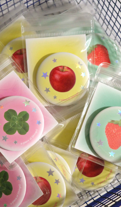 A Piece of Things Pin Button 3-Type Set