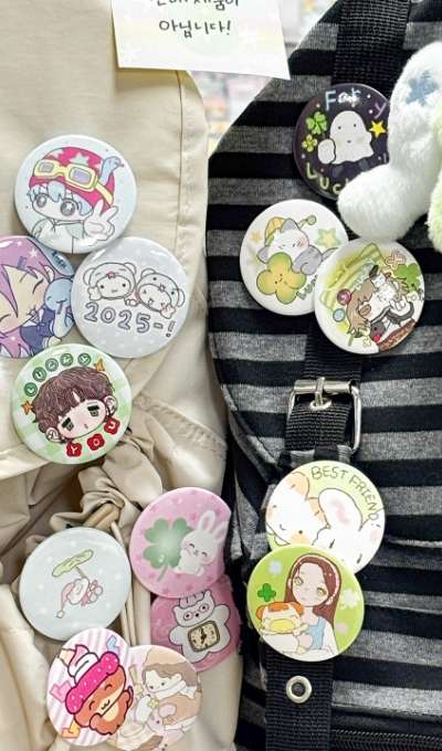 ONLY Sosoro Collaboration Pin Button 25 Types