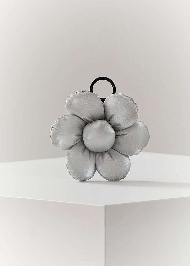 Colle Big Flower Padded Keyring Silver