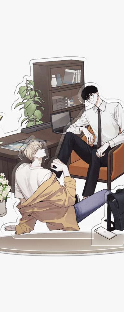 Check Mate Acrylic Stand