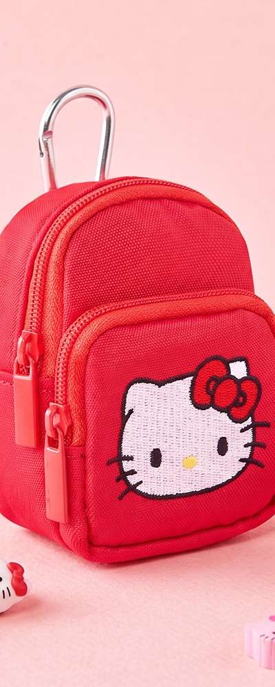 Hello Kitty Character 2-Pocket Pouch (Red) 789817