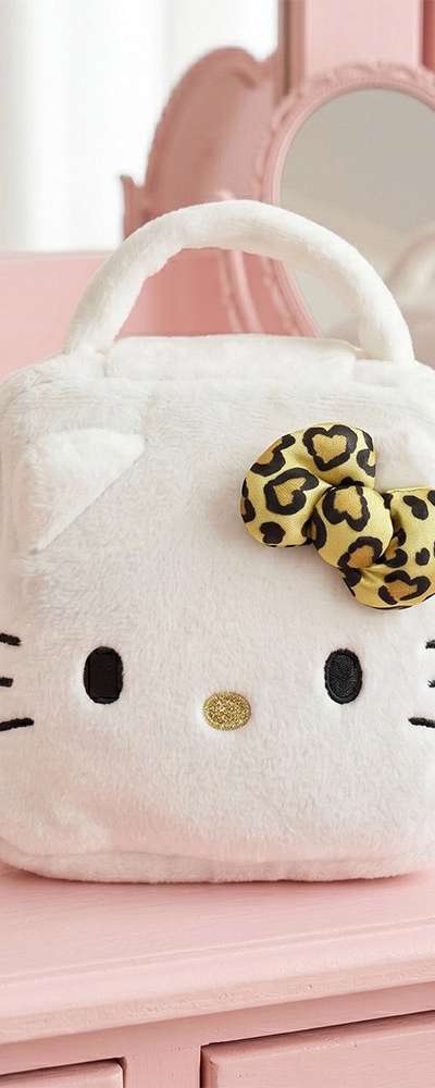 Hello Kitty Character Hoppy Square Pouch (Yellow) 590750