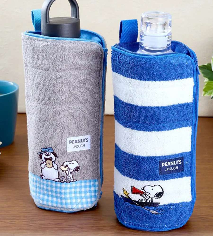 Snoopy Character Keep Stand Towel Pouch Water Bottle Bag
