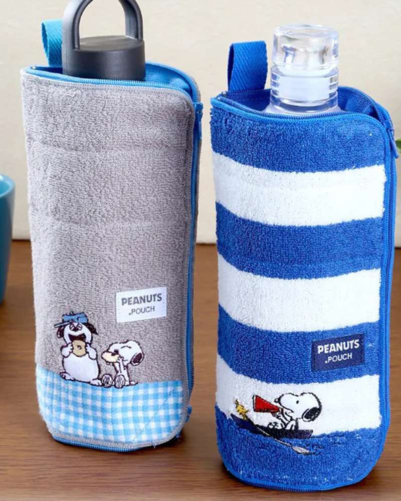 Snoopy Character Keep Stand Towel Pouch Water Bottle Bag