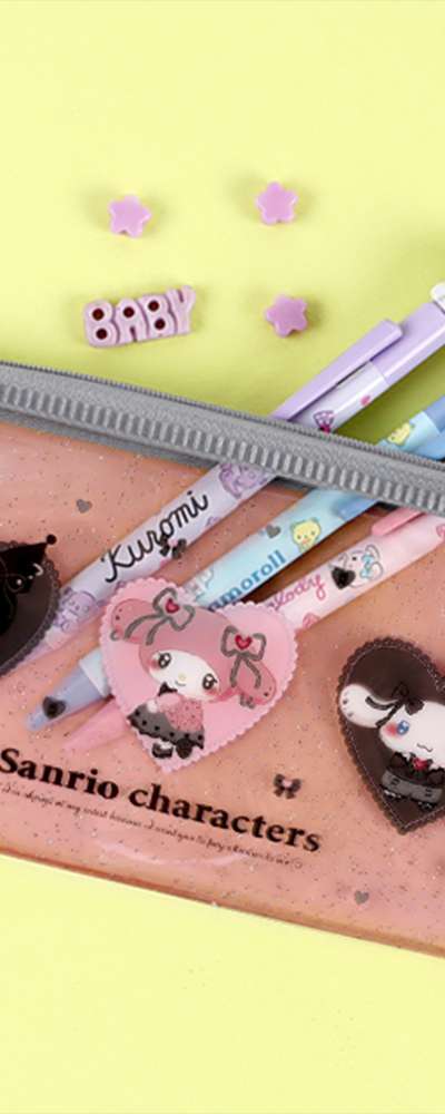 Sanrio Character Sparkle Slim Pouch (Uru Uru Heart) 527103