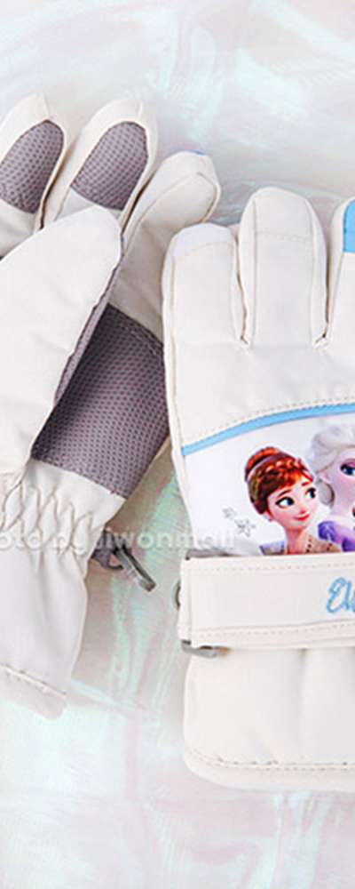 Frozen 2 Character Sisters Winter Oji Winter Gloves (Ivory) 942925