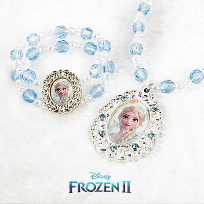 Frozen 2 Elsa Character Necklace and Bracelet Set (Blue) 050113