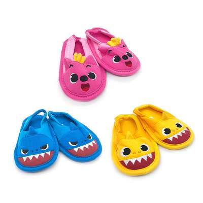 Pinkfong 3D Slipper 037816