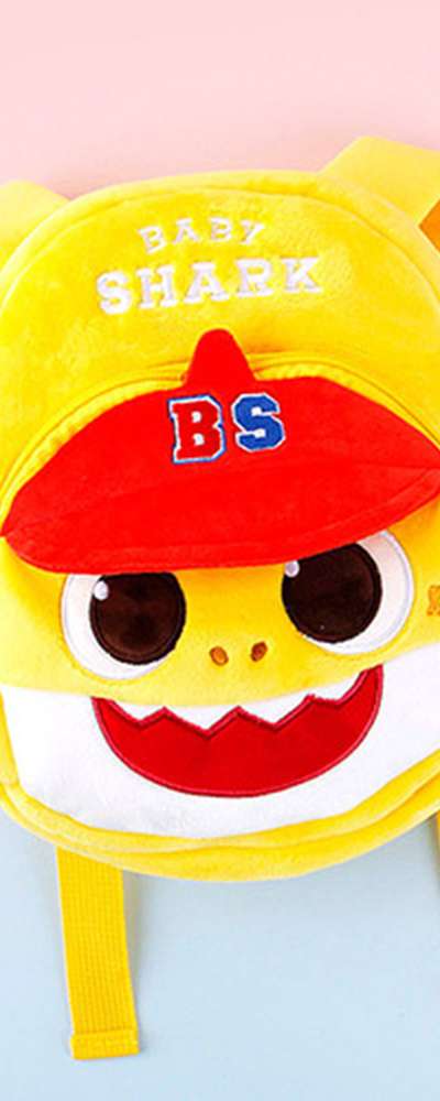 ピンクフォン ベビーシャーク キャラクター帽子ピクニック バックパック(レッド) 872436