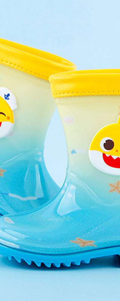 ピンクフォン ベビーシャーク キャラクター グラデーション 子ども長靴 レインブーツ