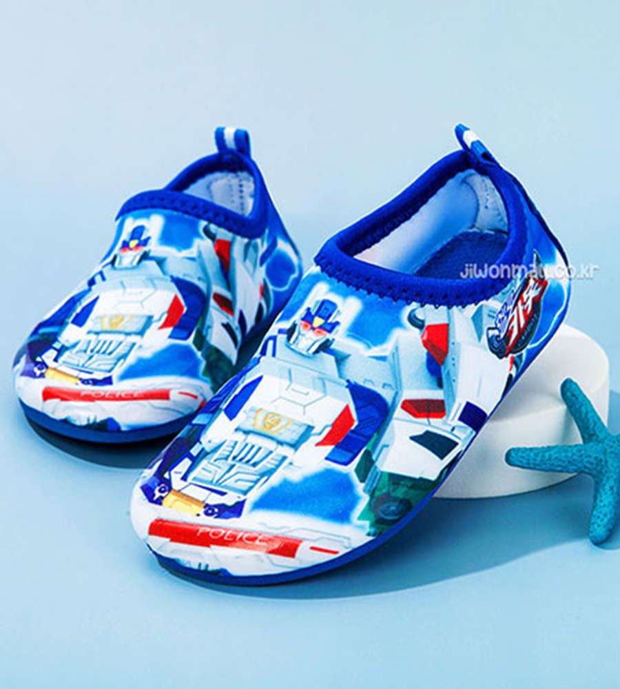 Hello Carbot Character Crop Water Shoes Aqua Shoes 546066