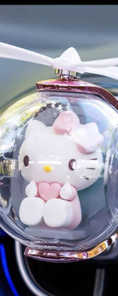 Hello Kitty Character Airplane LED Car Air Freshener 820119