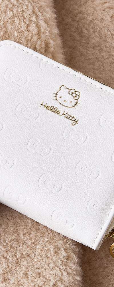 Hello Kitty Character Comfort Photo Wallet 788025