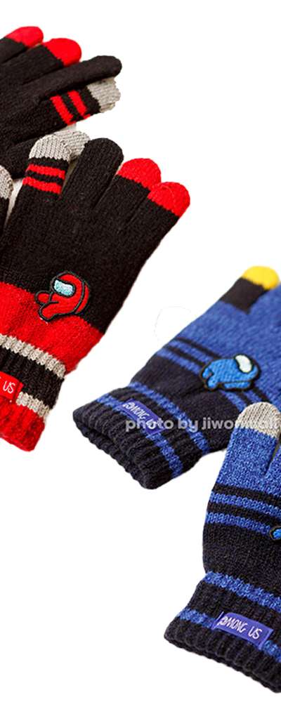 Among Us Star Item Striped Knit Gloves Thermal Gloves (Random Shipment) 223327