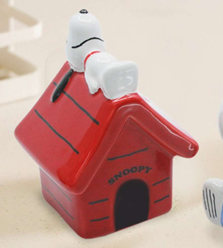 Snoopy Character House Pepper Shaker and Seasoning Container 179445