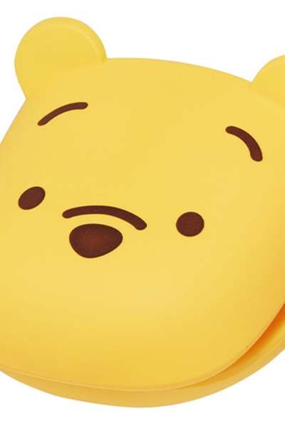 Winnie the Pooh Character Silicone Kitchen Gloves (Japan) 641824