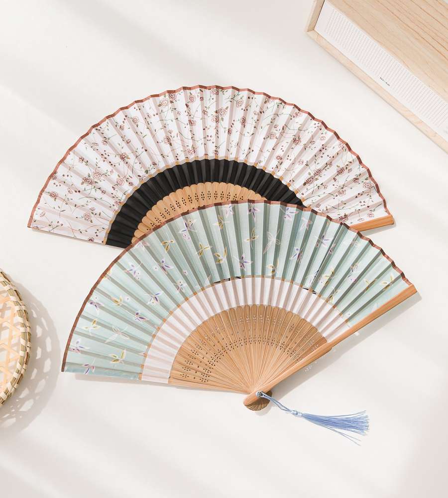 Leaf 2-Stage Perforated Silk Folding Fan (P)