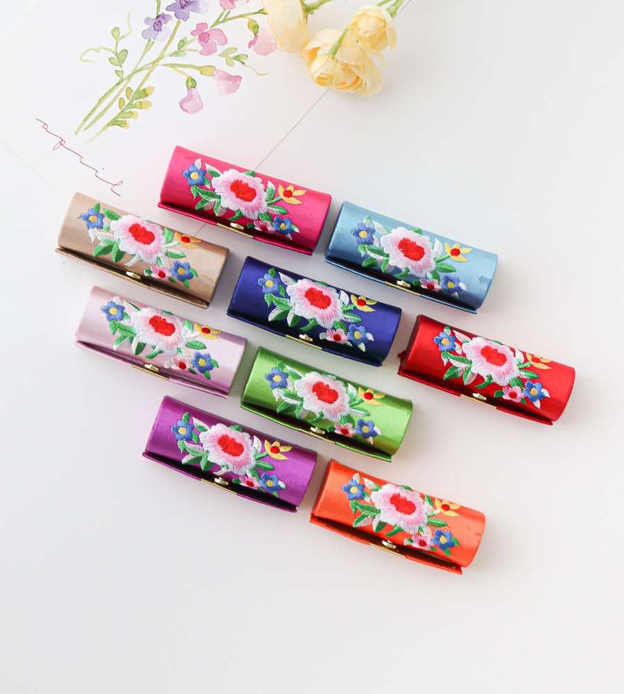 Traditional Flower Embroidered Silk Damask Stamp Case Lipstick Holder