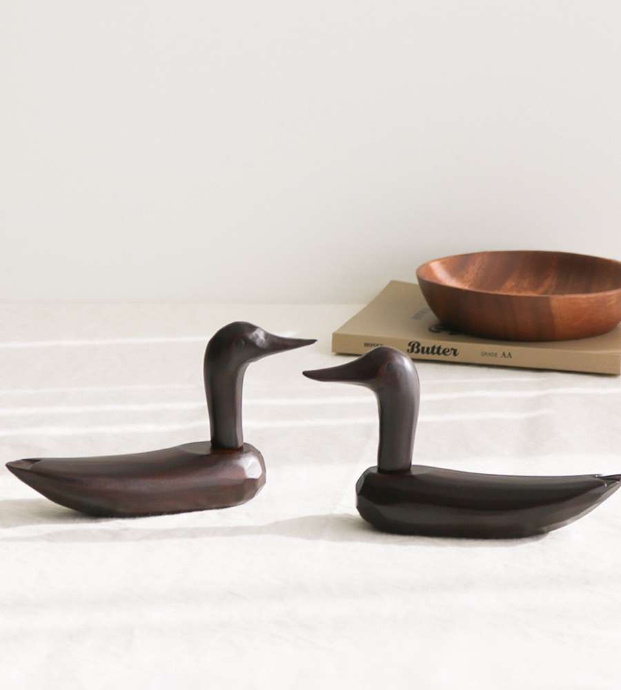 Premium Hand-Carved Wooden Wedding Goose with Lacquer Finish (Small)
