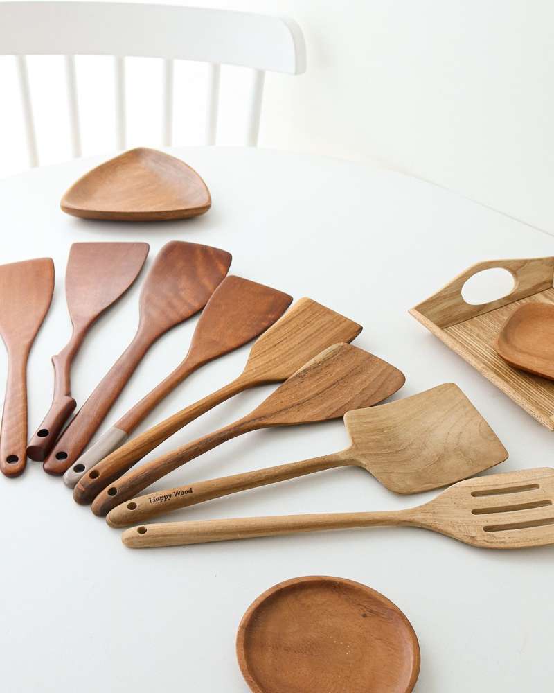 BEST Parkisim Solid Wood Lacquered Wooden Straight Spatula Mini T