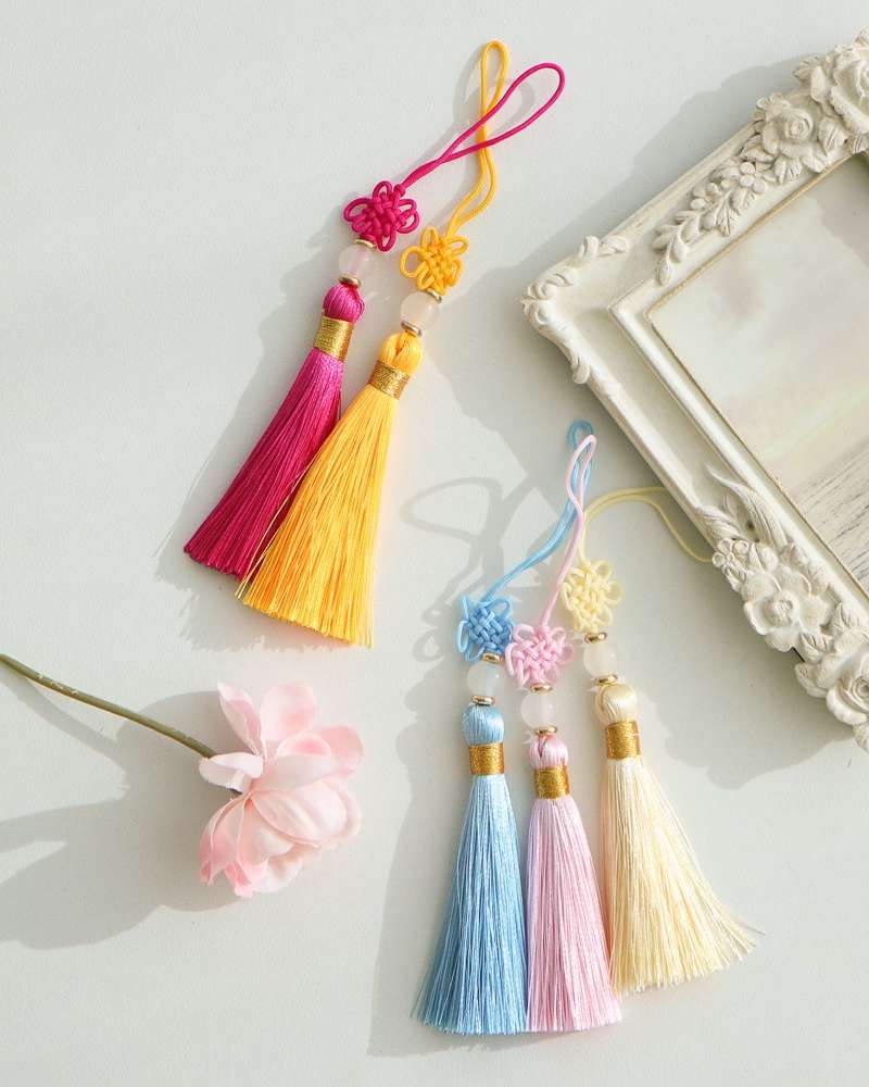 Gift-Wrapped Gold Thread Knot Tassel Mini Norigae P
