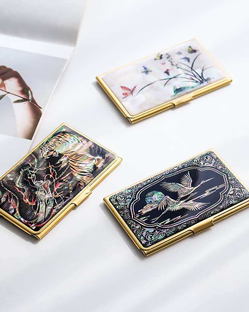 Park's Sangbang Nacre Lacquerware Gold Mother-of-Pearl Business Card Case N