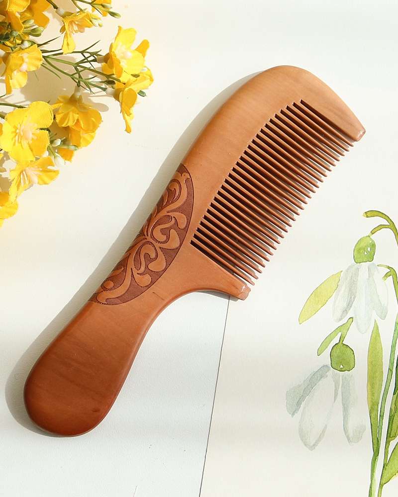 Traditional Carved Wooden Comb with Handle (P)