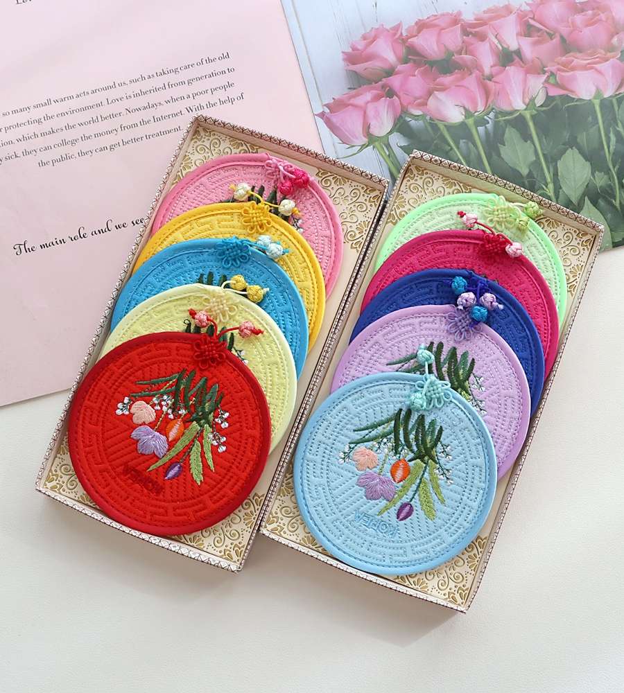(5-Piece Set) Quilted Circular Tulip Embroidery Coaster Set Y