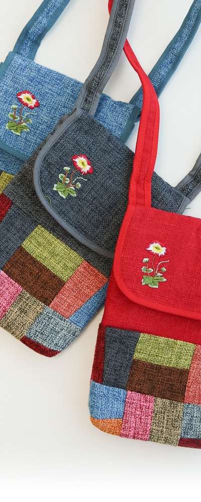 花刺繍パッチワーク ミニスマートフォンポーチY