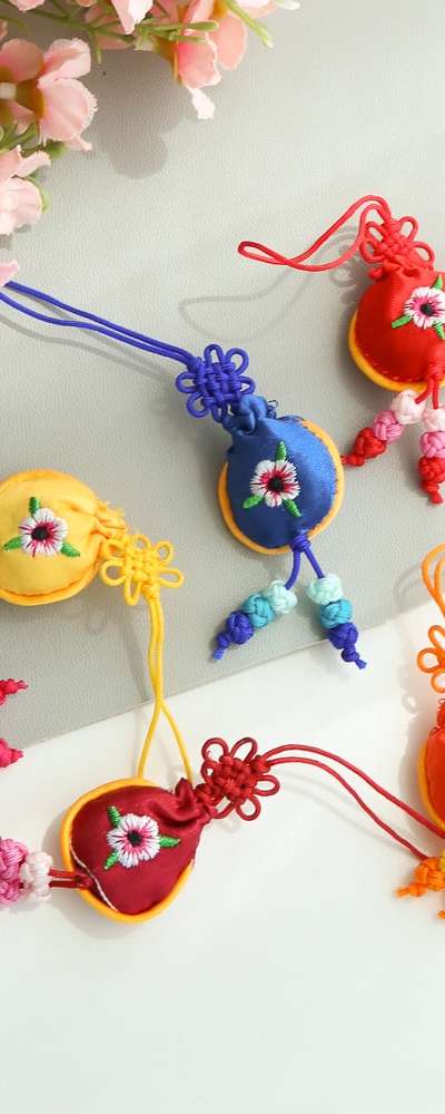 花刺繍 円形福袋 ミニ房飾りY