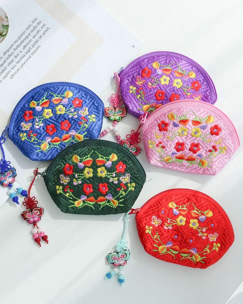 Quilted Floral Embroidery Half-Moon Coin Purse Y