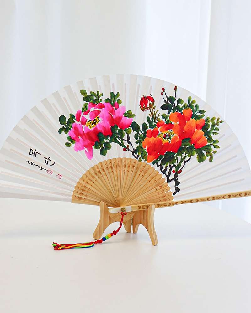 (Handwritten) Namjeong Oriental Painting Special Five-Bamboo Folding Fan with Peony & Premium Traditional Knot Gift